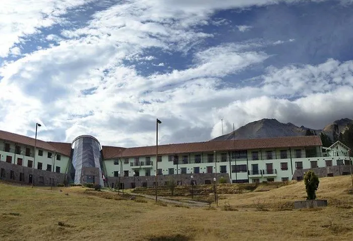 Dm Hotel